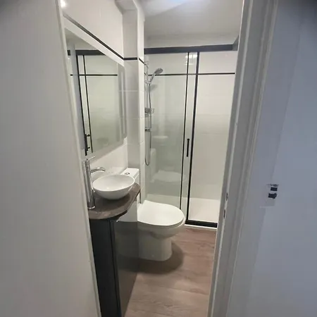 Petite Maison Place Du Marche Ντοβίλ