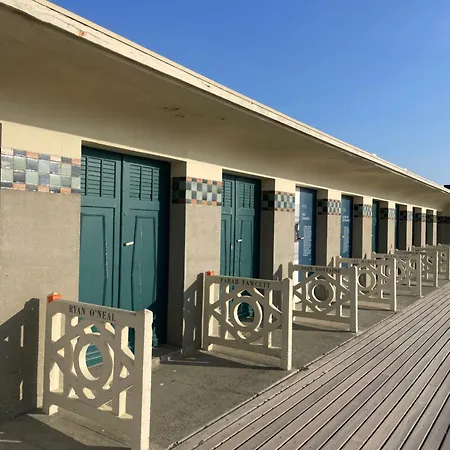 Petite Maison Place Du Marche