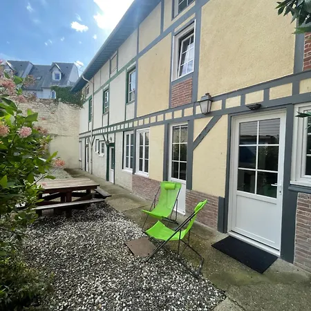 Petite Maison Place Du Marche Holiday home