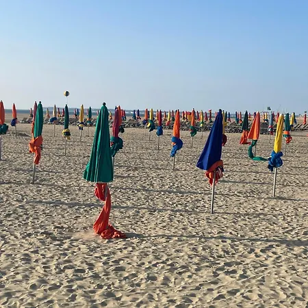 Holiday home Petite Maison Place Du Marche Deauville