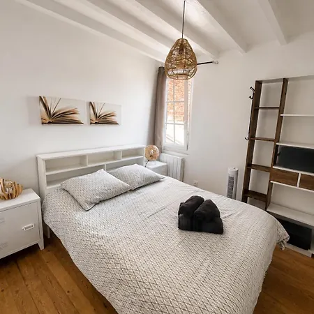 Petite Maison Place Du Marche Feriehus *