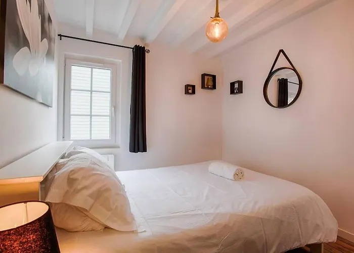 Σπίτι διακοπών Petite Maison Place Du Marche